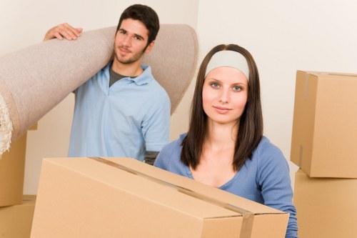 Professional packing and unpacking services in Westhampstead for a stress-free move