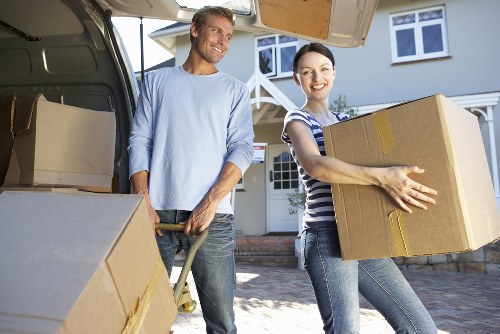 Local student moving service operating in West Hampstead residential streets